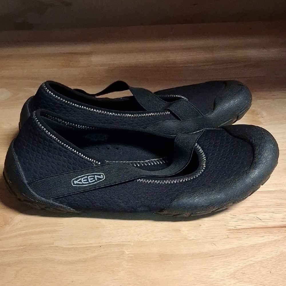 Keen Moxie?Waterproof Shoes Black Nylon Rubber 40.5 Sz 8.5-9